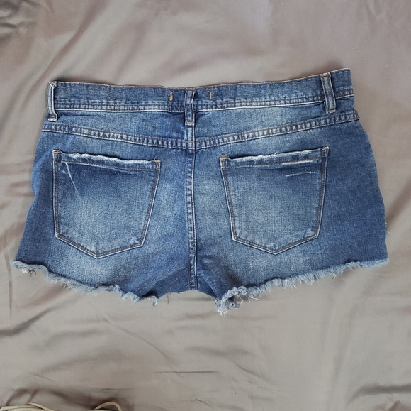 Free People button-fly shorts size 30 waist - Picture 2 of 3